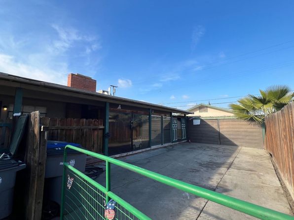 fresno-california-82857755 picture