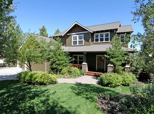 2326 NW 6th St, Bend, OR 97703