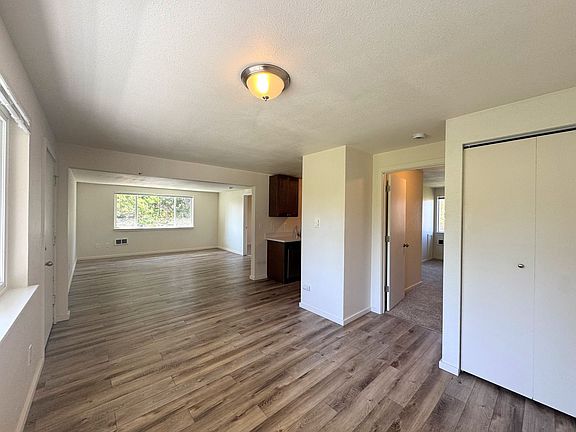 3rd image of 3015 N Highland St #209