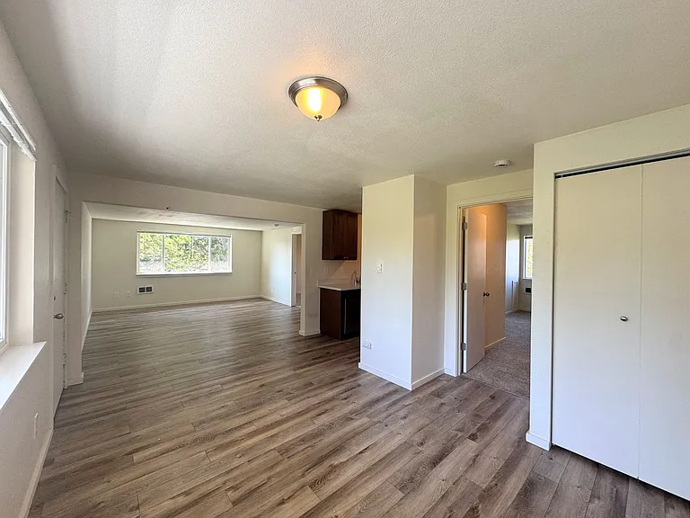 North Highland Court — Photo 33