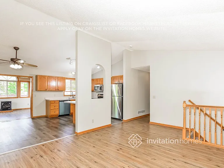 19309 Upland St NW — Photo 5