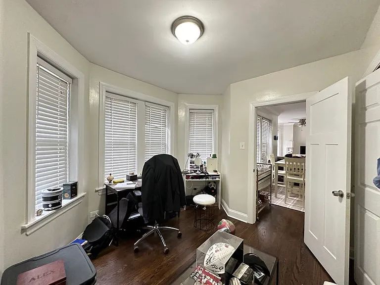 3839 N Greenview Ave #W2 — Photo 16