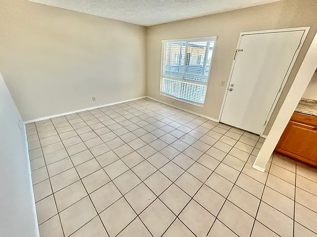 1 bed, 500 sqft, $1,575 — Photo 2