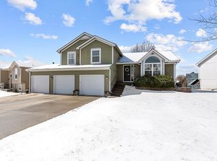 10902 N Donnelly Ave, Kansas City, MO 64157