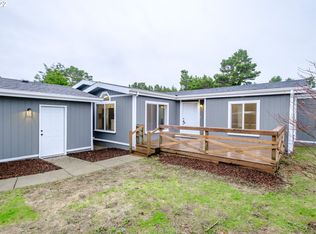 638 Siano Loop, Florence, OR 97439