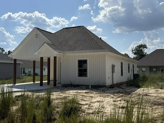 3 bed, 1350 sqft, $1,650 — Photo 3