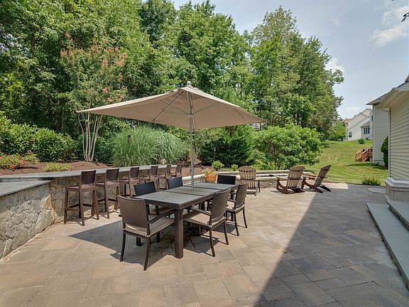 4th image of 15158 Stepping Stone Dr
