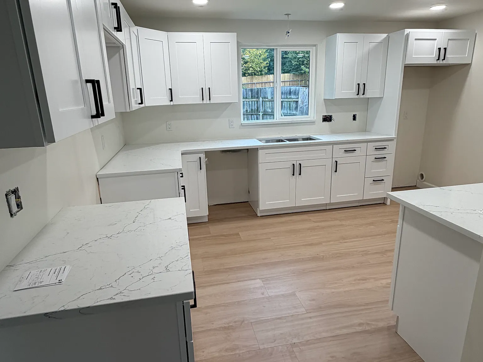 3 bed, 2000 sqft, $3,500 — Photo 1