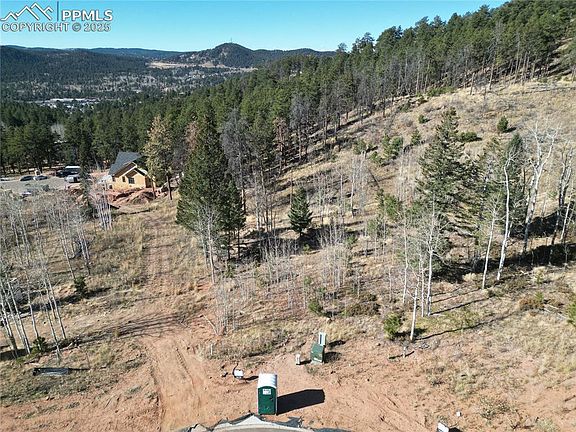 2nd image of 1360 Blue Haven Pl