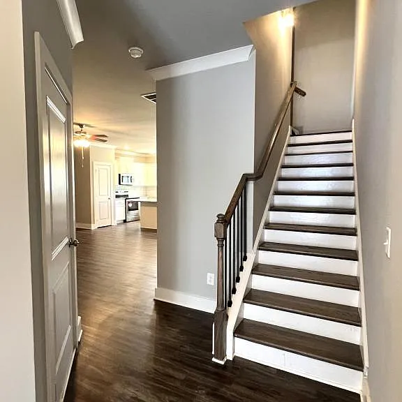 110 McAllister Rd — Photo 2