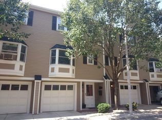 133 Bolton St, South Boston, MA 02127
