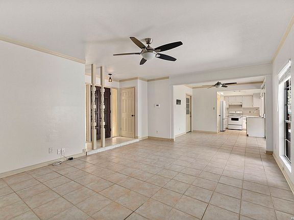 5th image of 6707 CHERRYLEAF ST