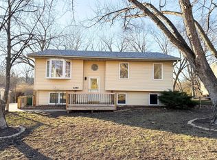 4398 Lexington Dr, Pleasant Hill, IA 50327