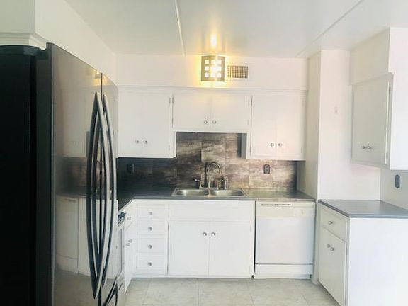 5th image of 7751 E Glenrosa Ave