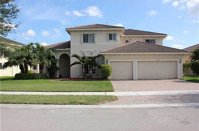1st image of 19124 SW 60th Ct