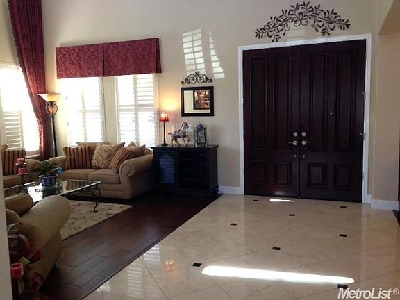 2nd image of 3500 Hazeltine Ln