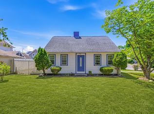 4 Newhall Ave, Saugus, MA 01906