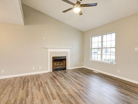 5th image of 3750 Hannah Elizabeth Ct