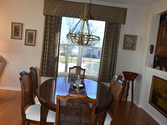 4th image of 13330 Green Meadow Ave