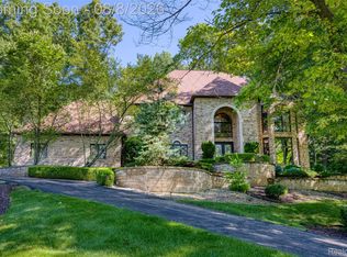 2425 Darren Dr, Washington, MI 48094