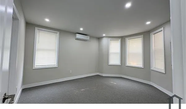 4128 Wickham Ave — Photo 14