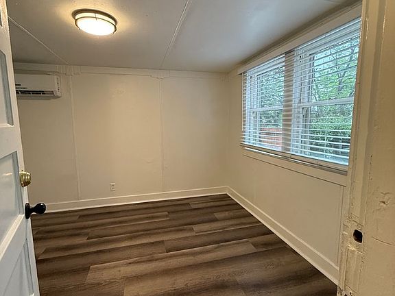 3rd image of 100 Olive St Unit B