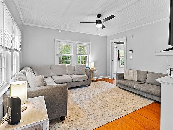 5th image of 2176 Longview Rd