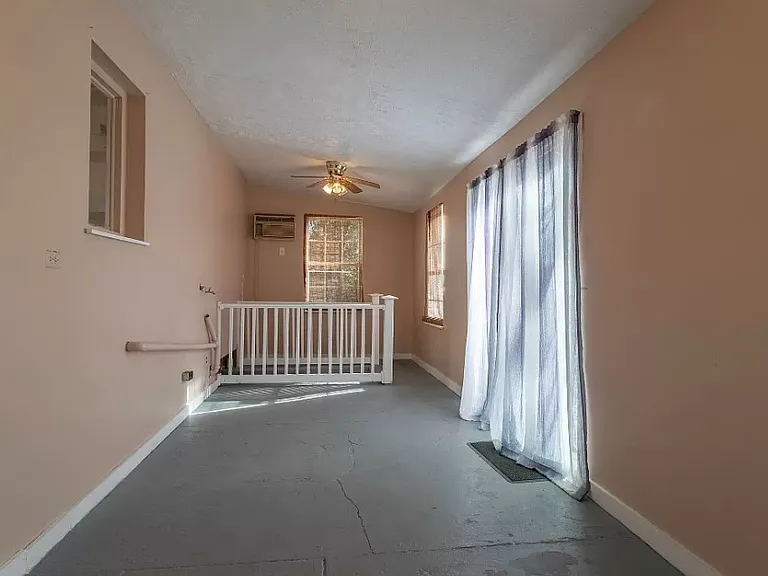 2054 Oklahoma St — Photo 16