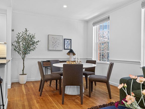 3rd image of 17 Bowdoin St APT 3AB