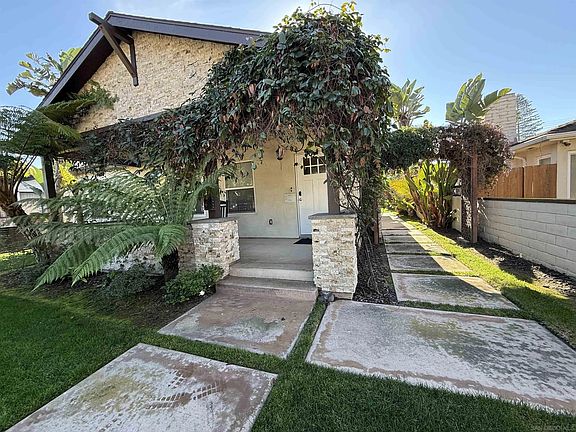 3rd image of 1067 Oliver Ave