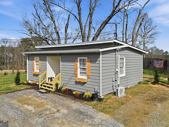 4th image of 502 Old Canton Rd