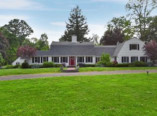 137 Sands Point Rd, Port Washington, NY 11050