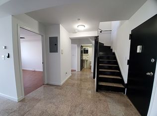 4164 71st St APT 4, Woodside, NY 11377