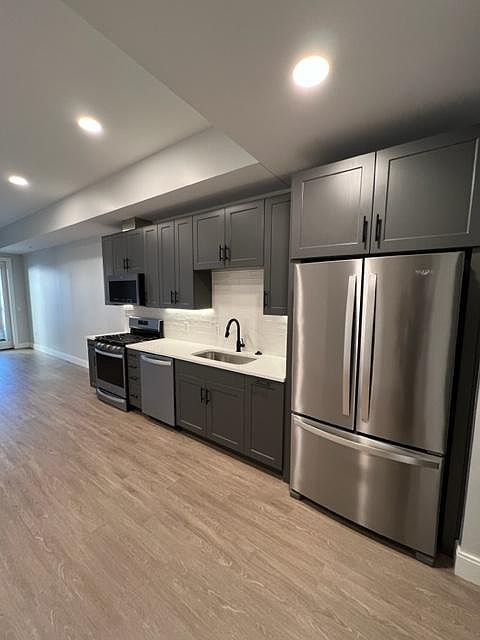 1st image of 1801 Market St #506