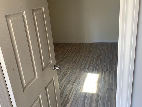 3rd image of 114 Buena Vista Ave #B