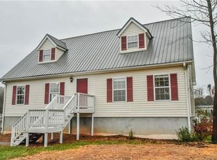 14 Izzy Dr, Mills River, NC 28759