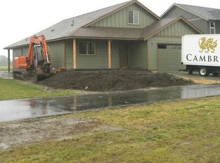 503 Harrison Ln, Nooksack, WA 98276