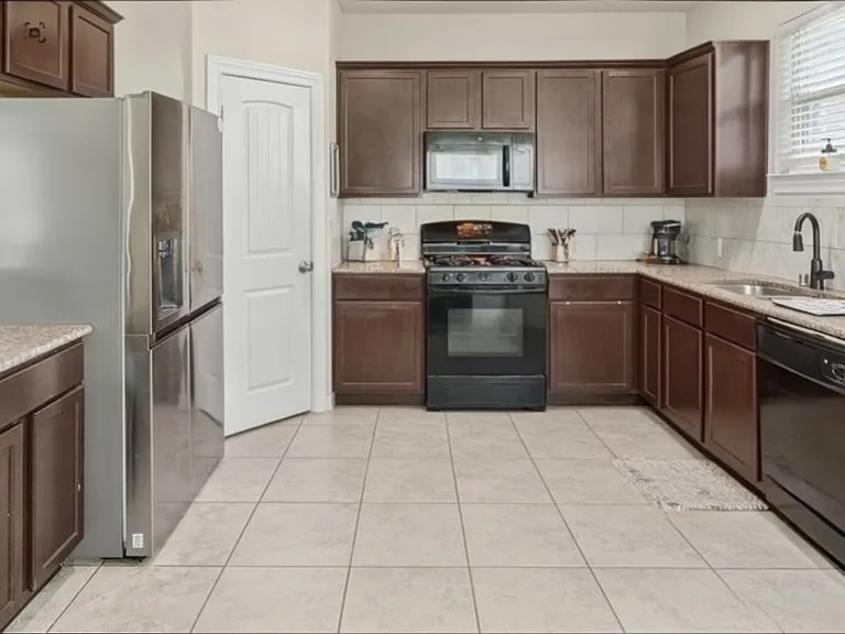 5710 Micah Ln — Photo 10