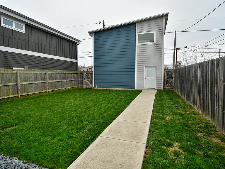1426 Olive St — Photo 54