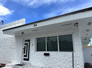 104 NW 9th St #3, Hallandale, FL 33009
