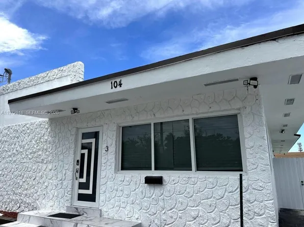 104 NW 9th St #3, Hallandale, FL 33009