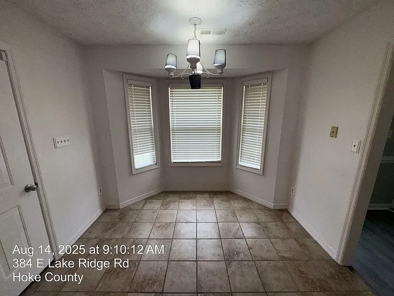 384 E Lake Ridge Rd — Photo 12