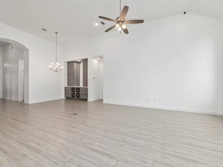 7315 Camden Crestwood Way — Photo 10