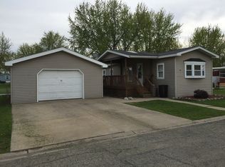 40 Countryside Est, Sandwich, IL 60548