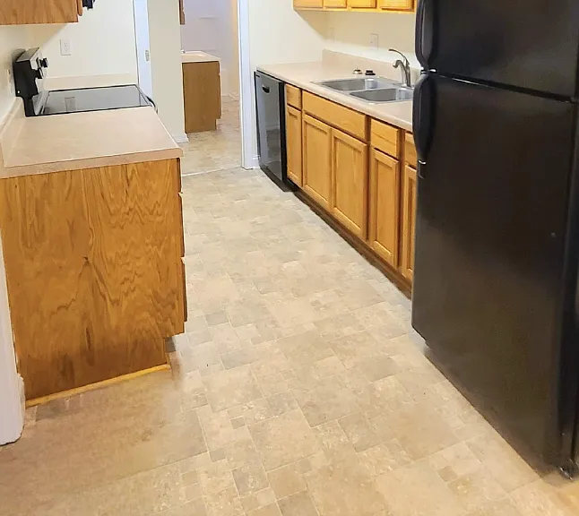 938 Hickman Rd #6 — Photo 6