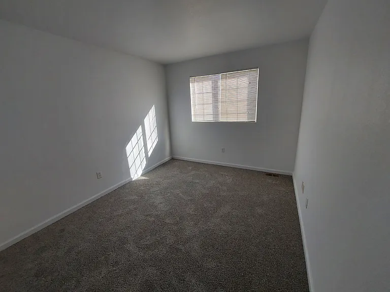 2631 S Danube Way — Photo 9