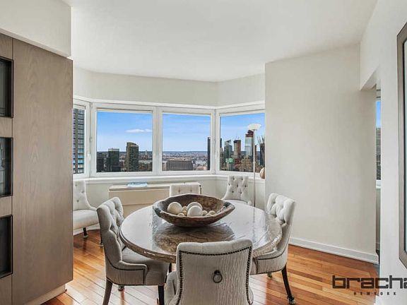 3rd image of 425 5th Ave APT 60B