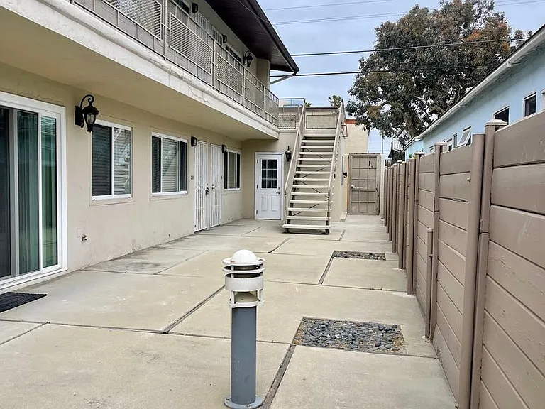 Long Branch — Photo 1