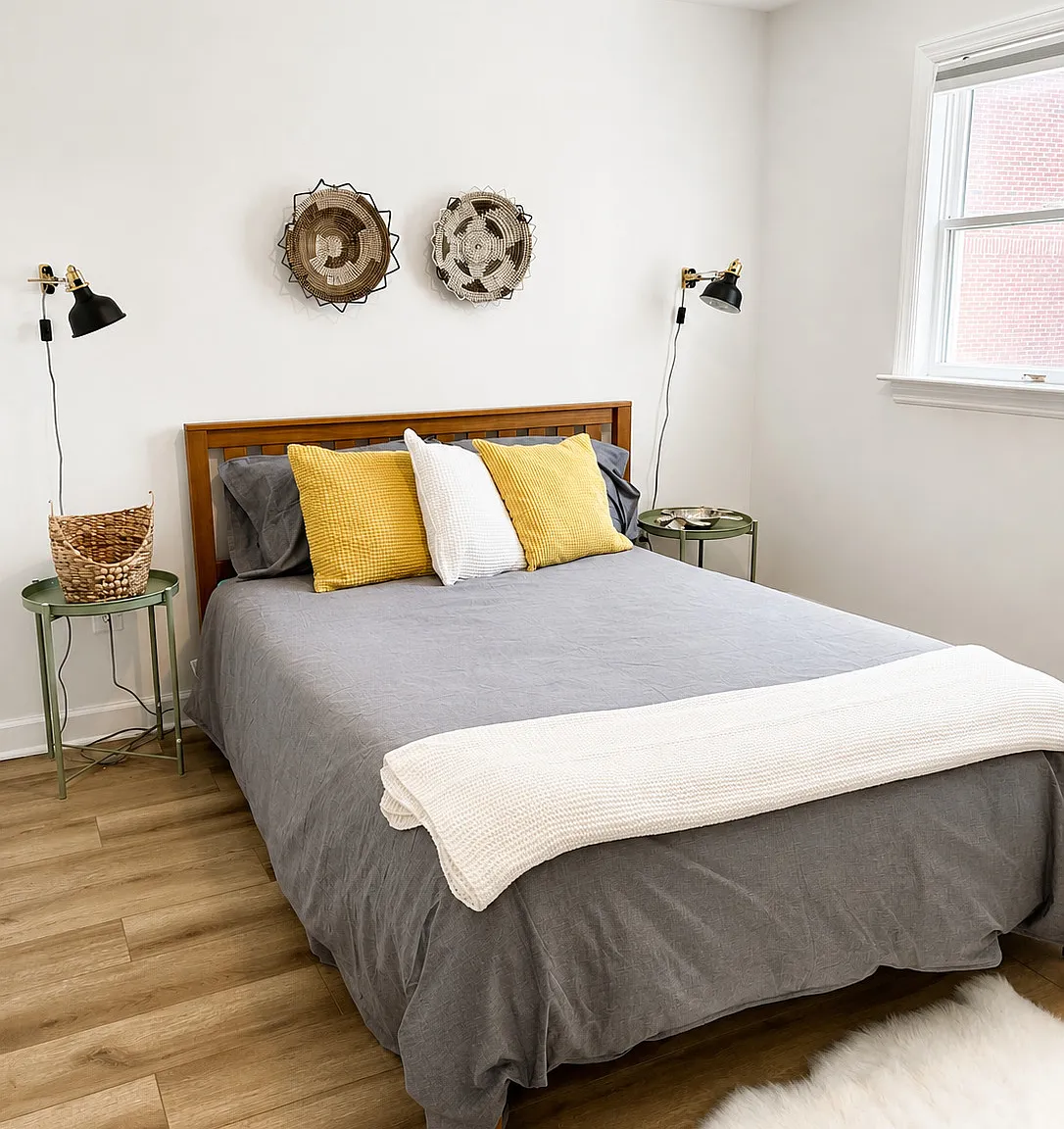 2 bed, 1.0 bath, 750 sqft, $3,000 — Photo 3