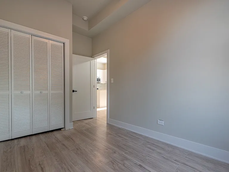 2837 W Lexington St #2R — Photo 16